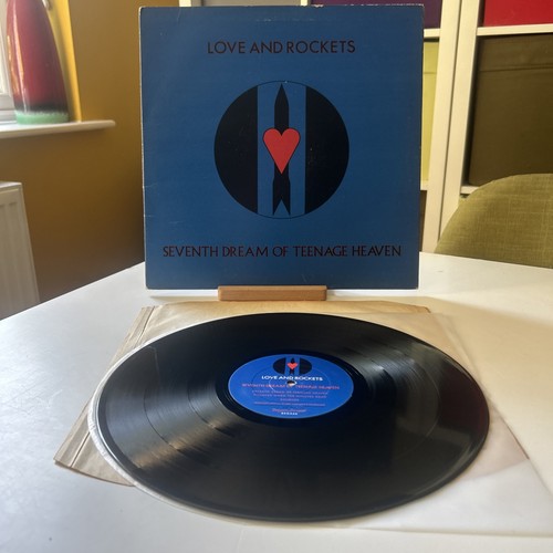 Love and rockets - and, ‎seventh